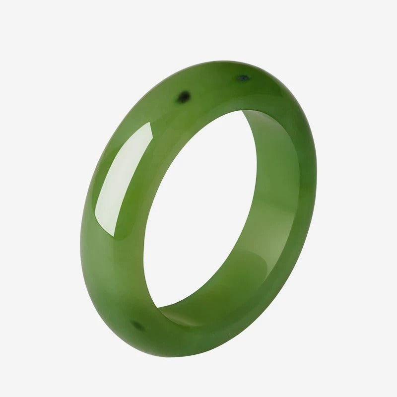 Hetian jade ring for women, made of green jade or nephrite, a jade ornament symbolizing peace and safety, a birthday gift.