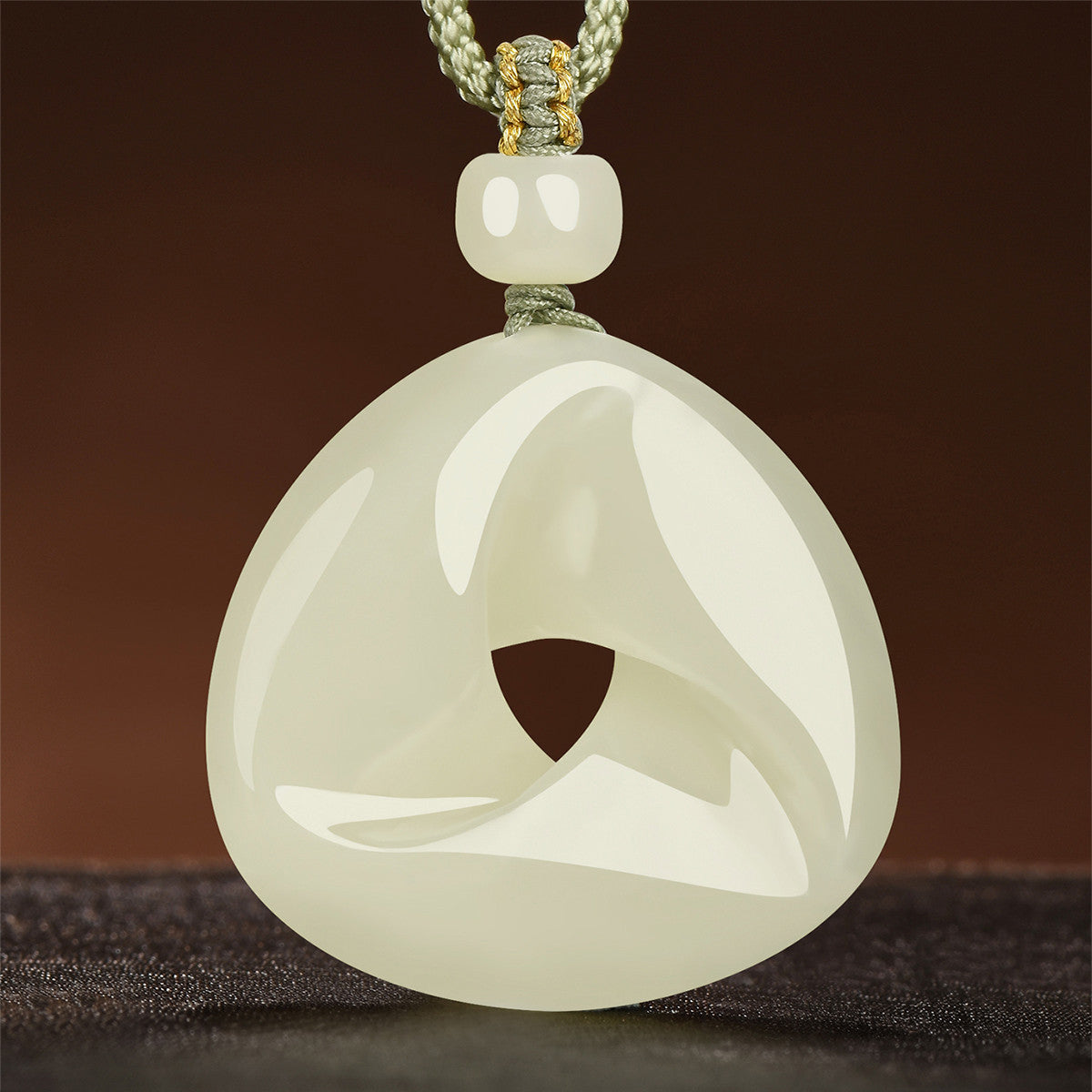 Hetian Jade Fortune Cycle Pendant, Elegant Natural Jade Pendant