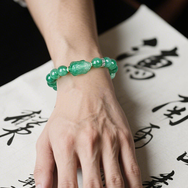 African Green Jade Bracelet, Unisex Floating Pattern Pixiu Beaded Bracelet, Ideal for Festival & Birthday Gift
