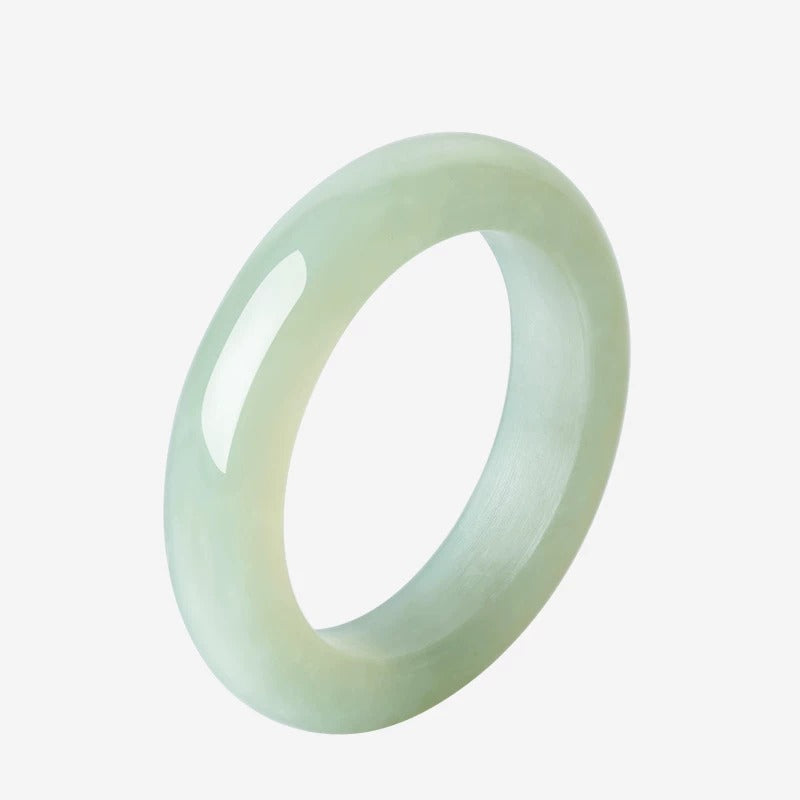 Hetian jade ring for women, made of green jade or nephrite, a jade ornament symbolizing peace and safety, a birthday gift.
