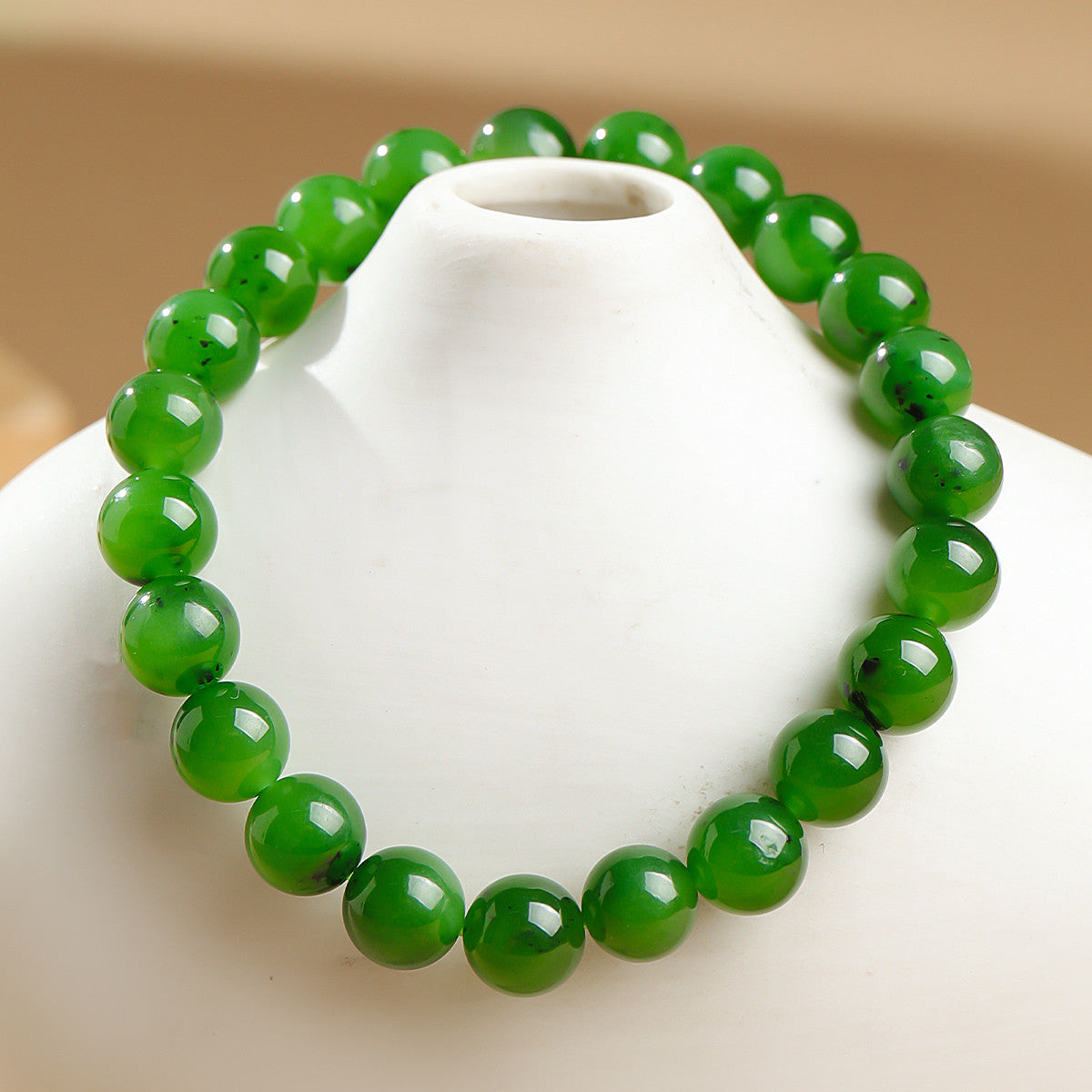 8mm Glossy Spinach Green Hetian Jasper Bracelet, Round Bead Single-loop Bangle